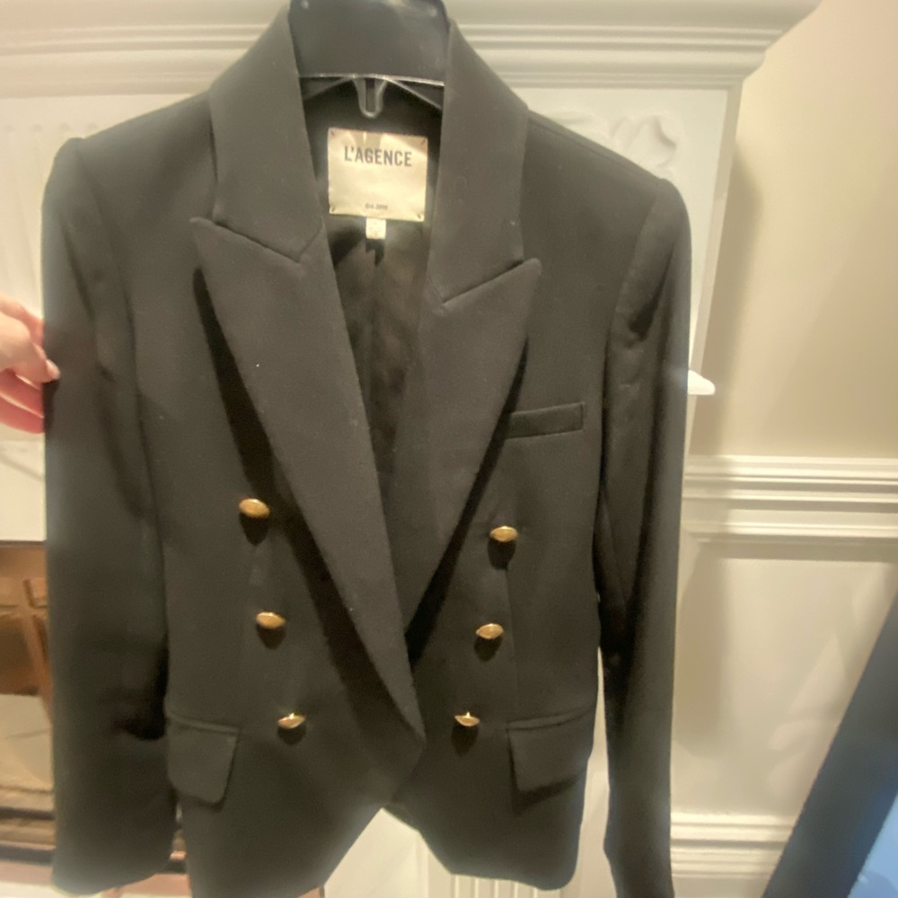 L'AGENCE Elegant Black Jacket